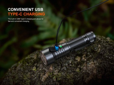 Nabíjateľné LED svietidlo Fenix LD36R