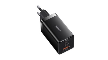 Baseus GaN5 Pro 2xUSB-C + USB (65W)