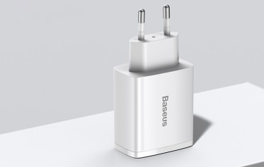 Baseus sieťový adaptér USB-C + 2x USB-A (30W)